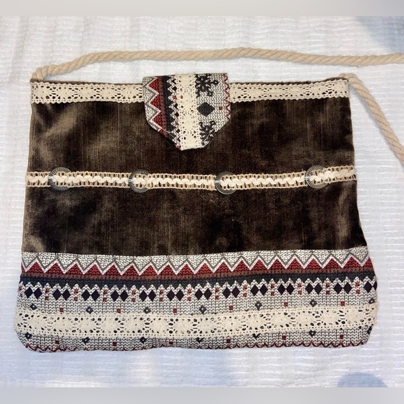 Women’s Hand Made brown Velvety Corduroy Fabric crossbody Bag, cotton lace - Picture 3 of 14